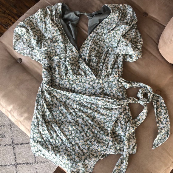 Vici Florabunda Wrap Romper - Picture 3 of 7